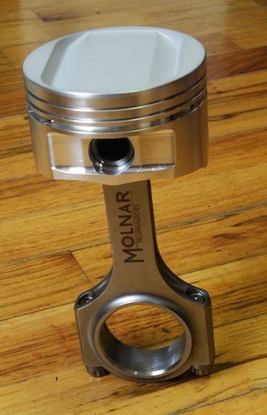 OST_4AGZE_piston_on_Molnar_rod.jpg