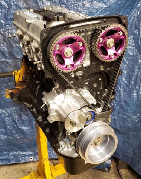 assembled_engine_with_HKS_pulleys_1.jpg