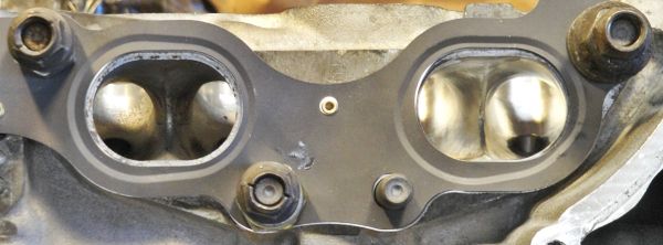 exhaust_ports_1_and_2_through_gasket.jpg