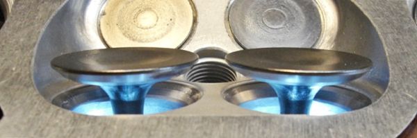 intake_valves_at_full_lift.jpg